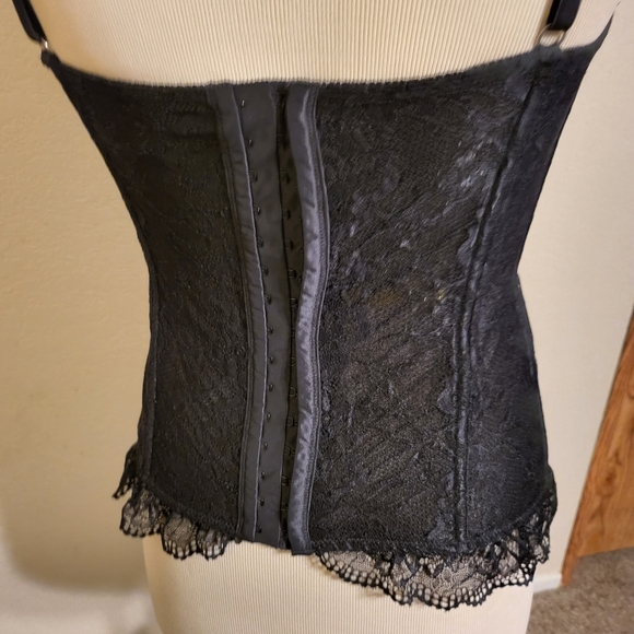 Frederick's of Hollywood Lace Corset - Picture 4 of 8